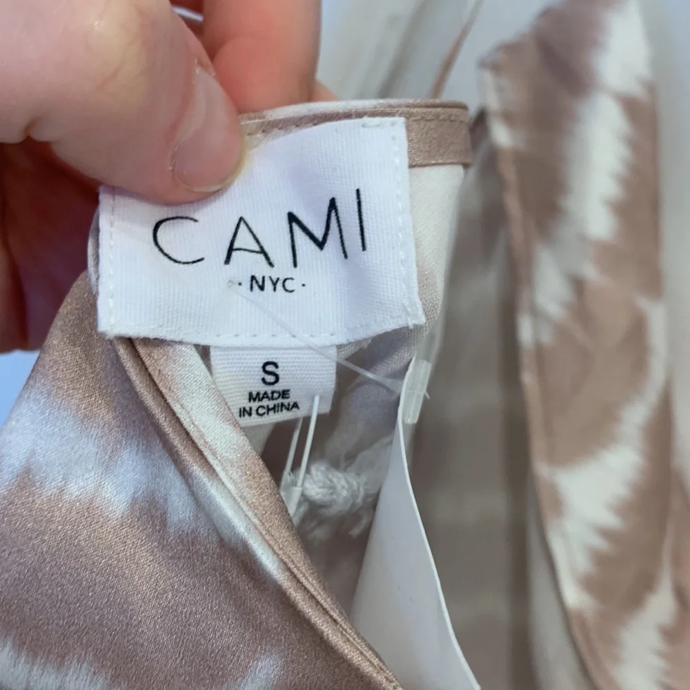 Cami NYC Silk Top Size S - Picture 4 of 4